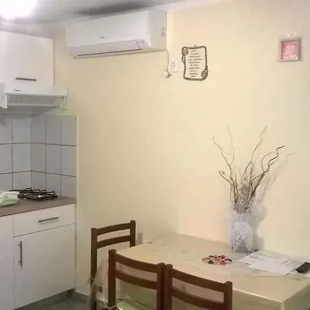 Дом отдыха House And Apt. In Pula/istrien 27345 Пула