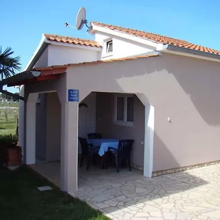 Дом отдыха House And Apt. In Pula/istrien 27345 Пула